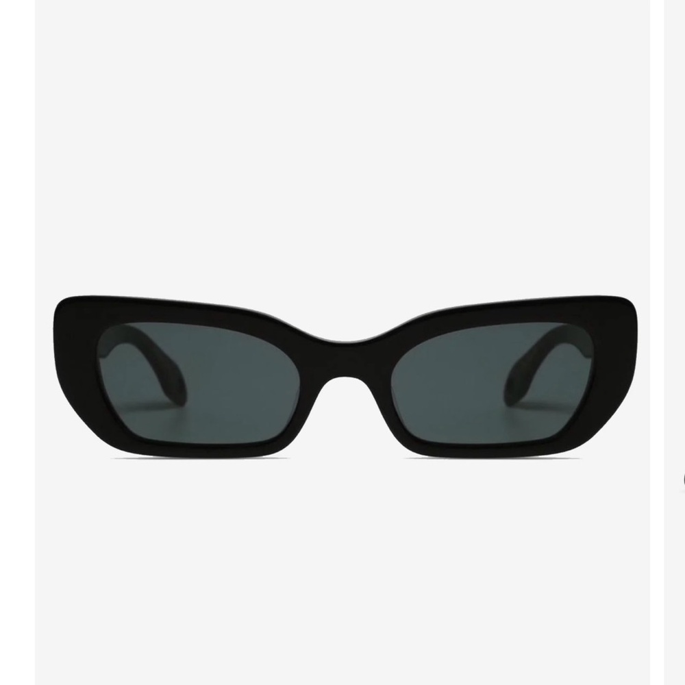 Elisa Johnson Cookie gloss black sunglasses. NWT. Case & new cloth incl.⬇️meas.